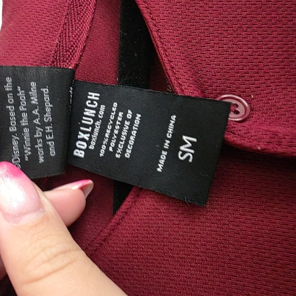 Disney X BoxLunch Exclusive Maroon Whinnie The Pooh 26 Baseball Jersey Shirt - Picture 7 of 7